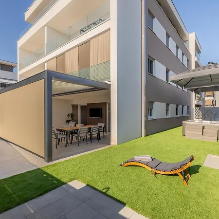 Casa Linda Apartment Podstrana Exterior photo