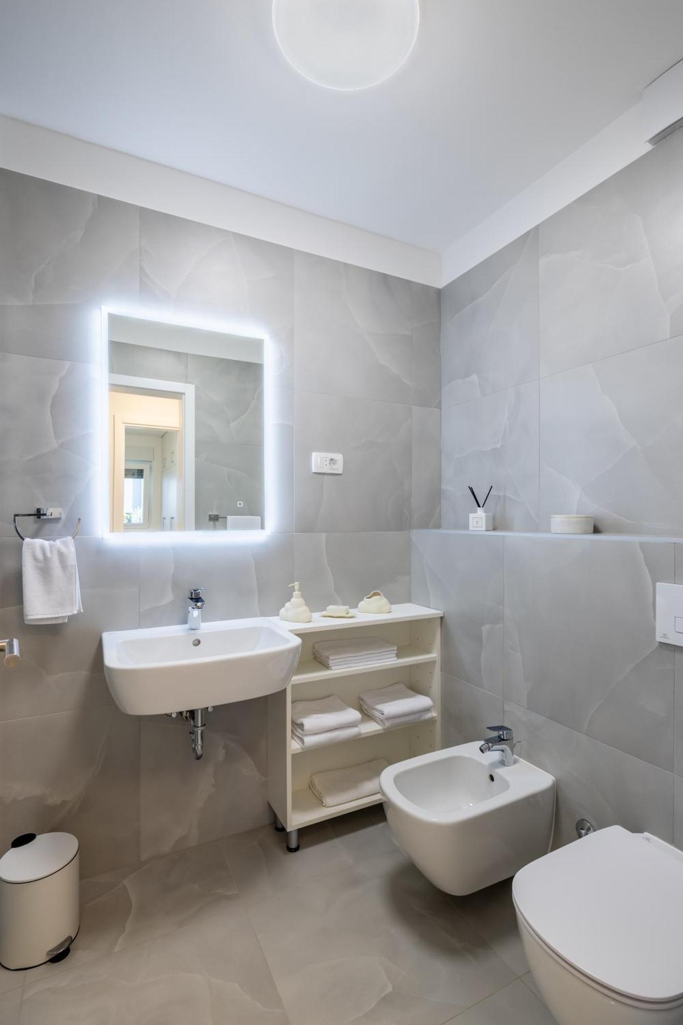 Apartment Casa Linda Podstrana